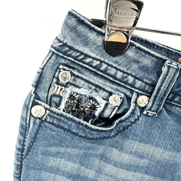 Miss Me Womens Cuffed Capri Jeans Size 29 Flap Pocket Bling Rhinestone Cropped - Picture 4 of 14